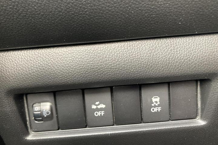 Blå Suzuki Swift fra 2020