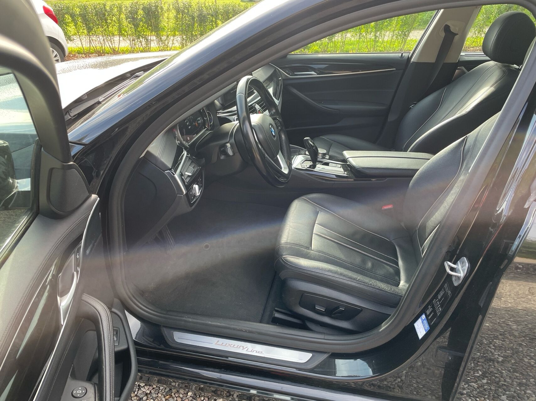 Sort BMW 520d fra 2018