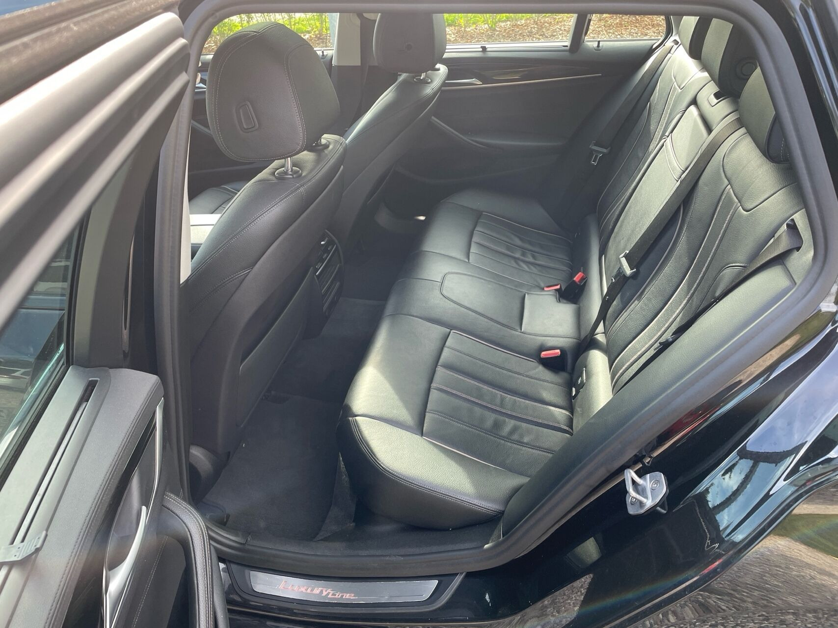 Sort BMW 520d fra 2018