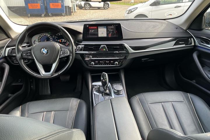 Sort BMW 520d fra 2018