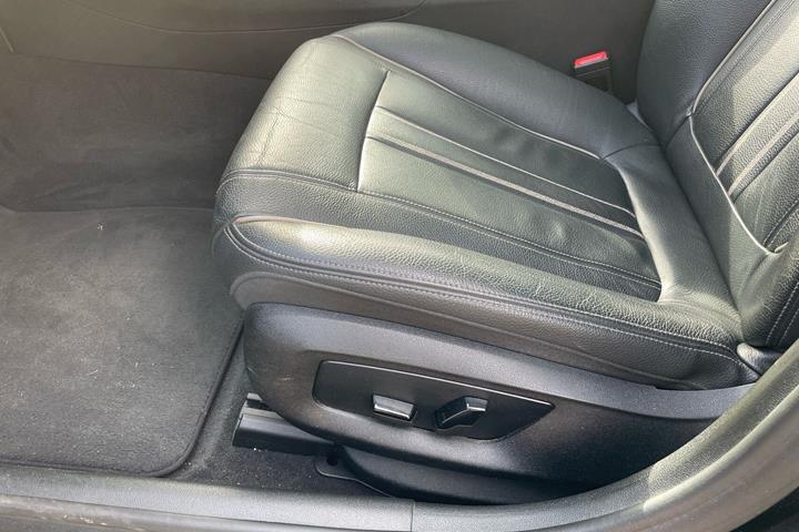 Sort BMW 520d fra 2018