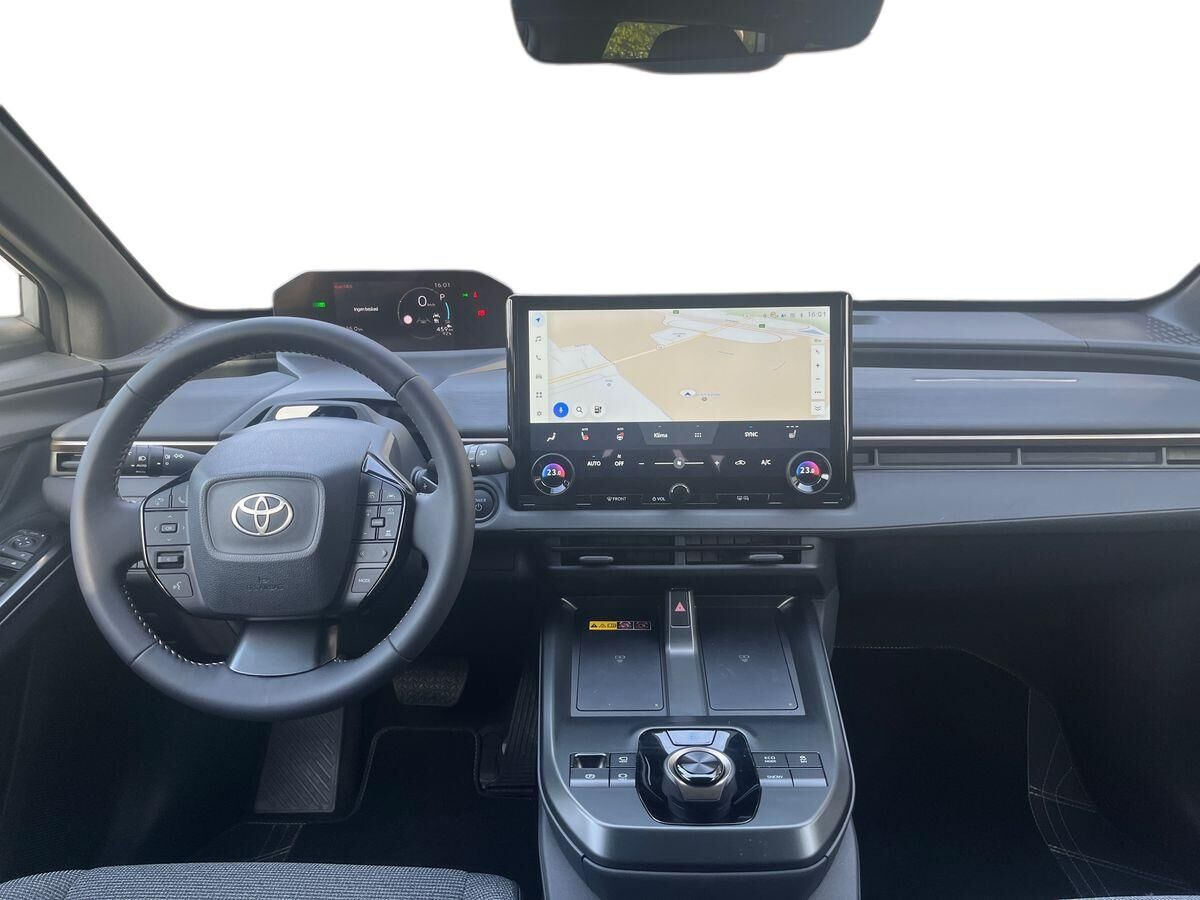 Sølv Toyota bZ4X Touring fra 2026