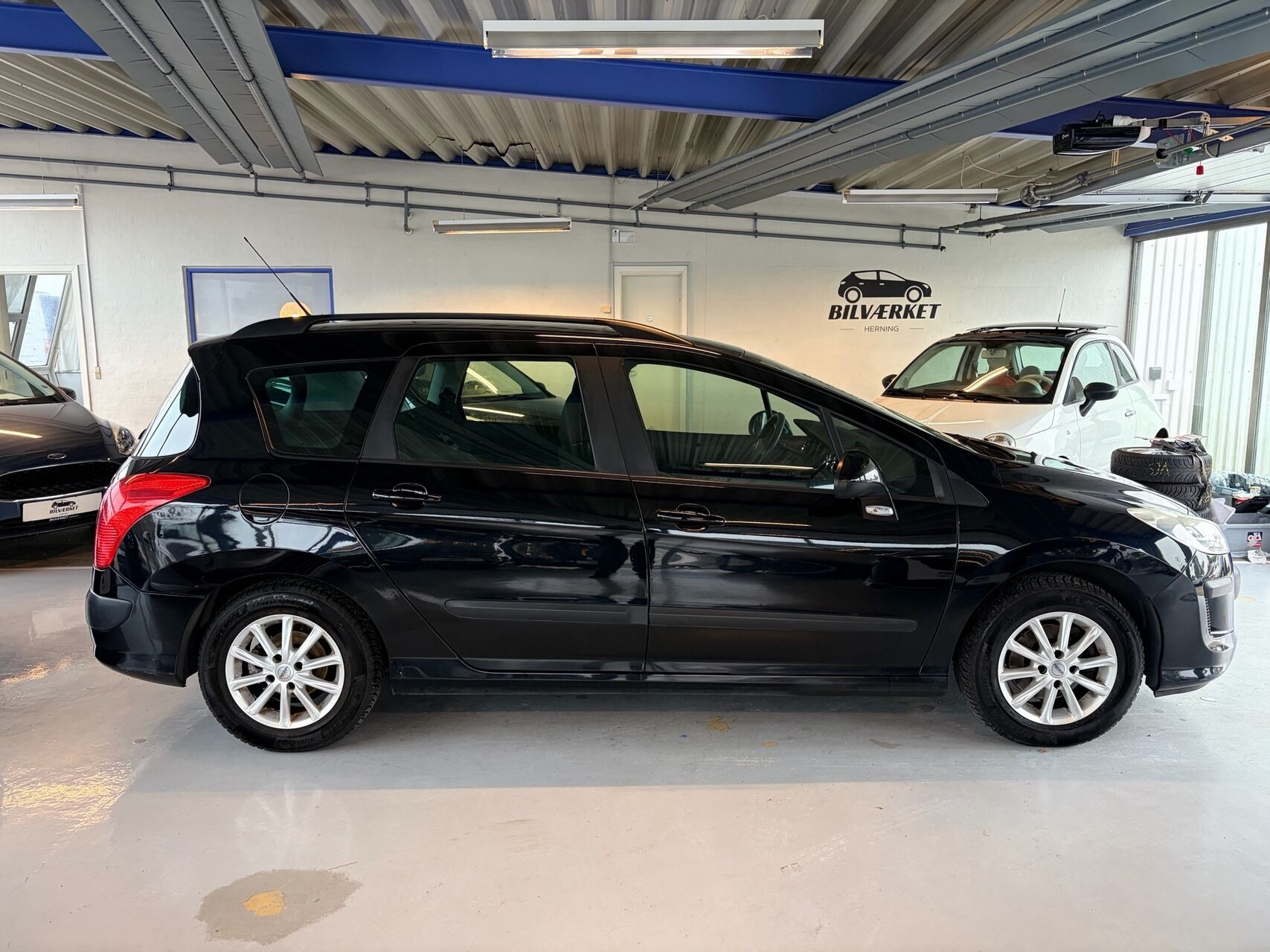 undefined Peugeot 308 fra 2009