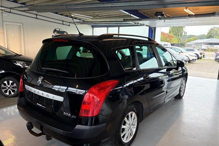 undefined Peugeot 308 fra 2009