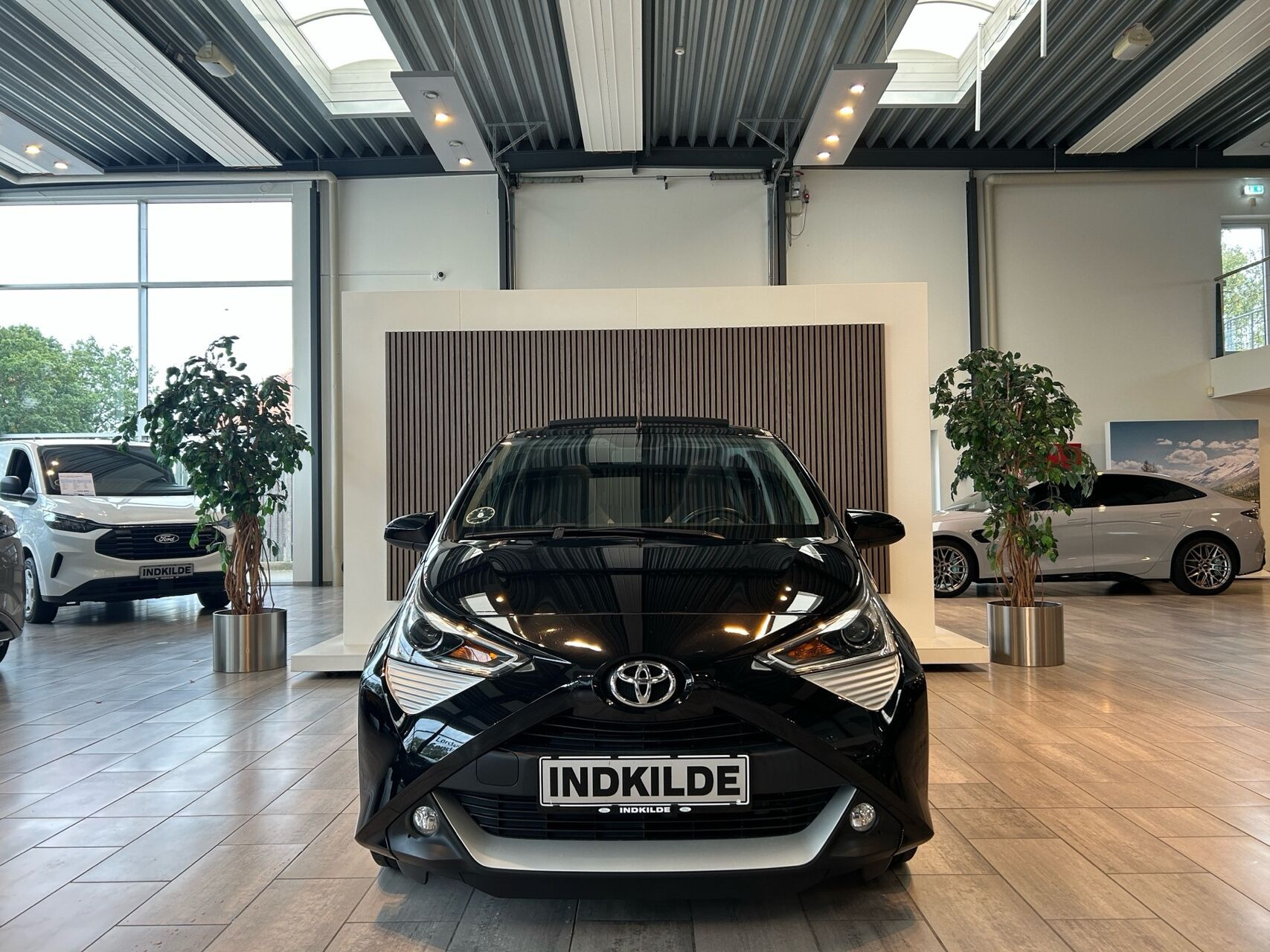 Sort Toyota Aygo fra 2021