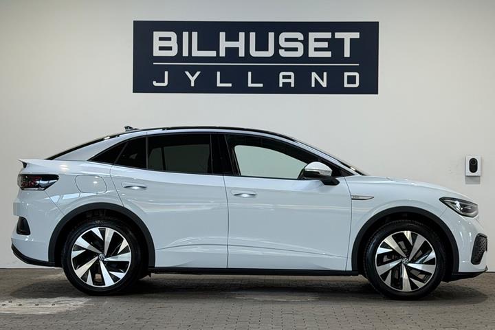 Hvid VW ID.5 fra 2023