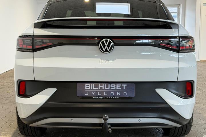 Hvid VW ID.5 fra 2023
