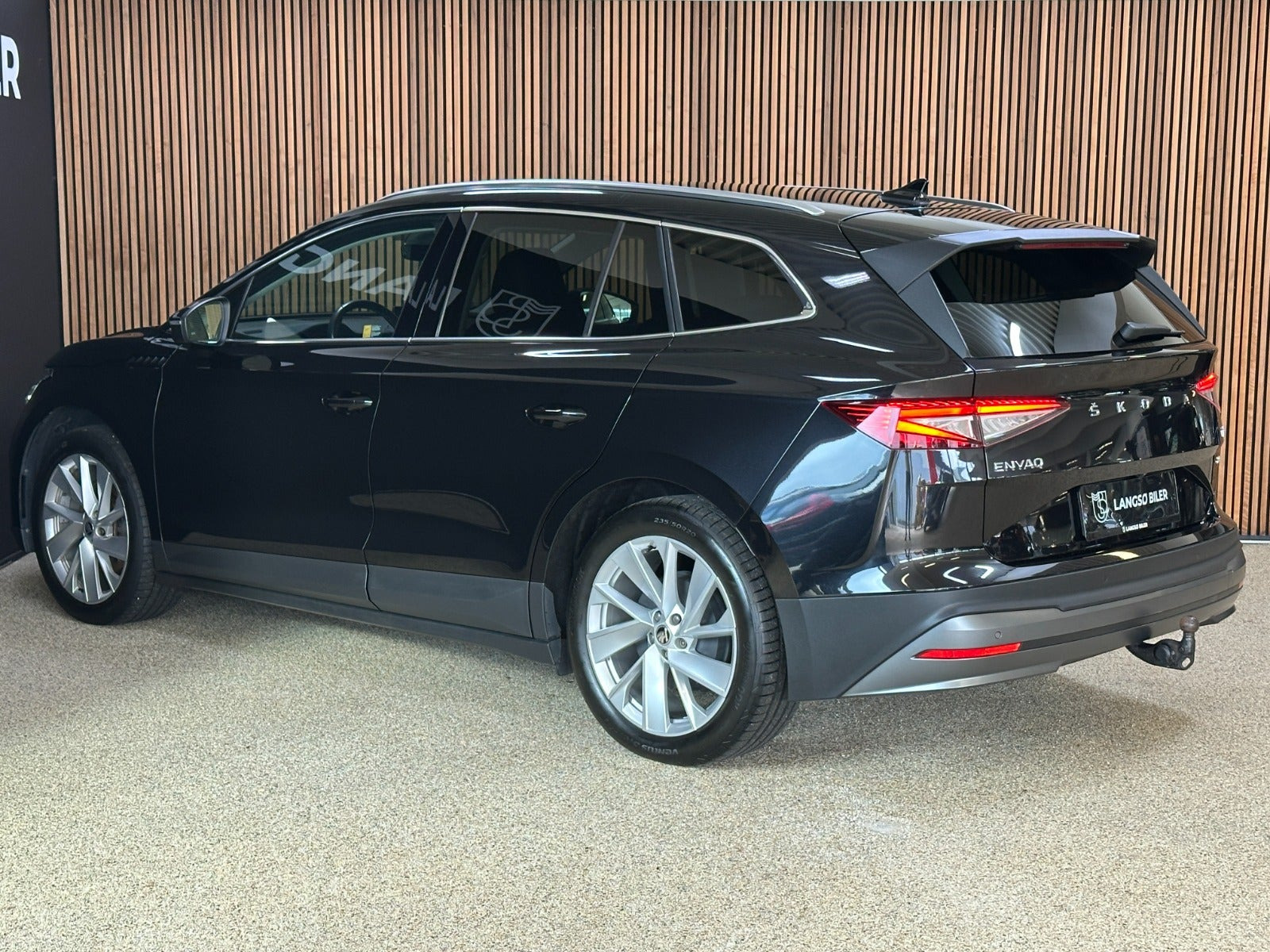 Sort Skoda Enyaq fra 2021