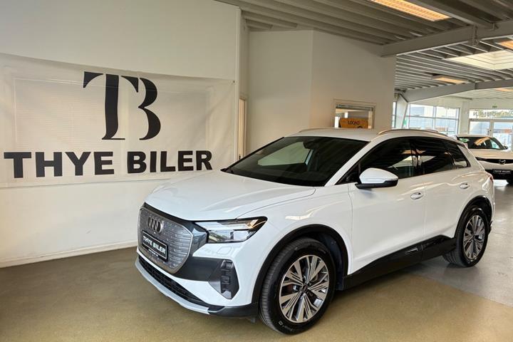 Hvid Audi Q4 e-tron fra 2023