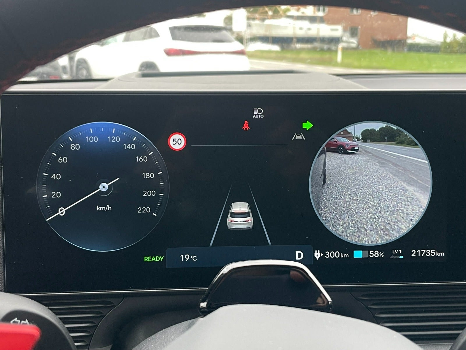 Rød Hyundai Ioniq 5 fra 2025