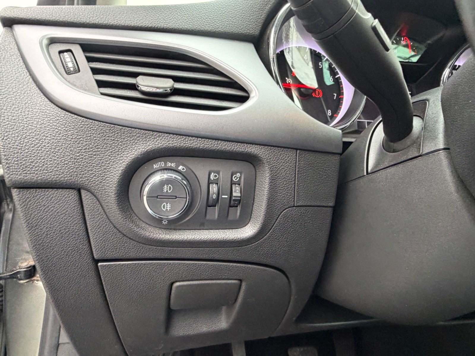 undefined Opel Astra fra 2019