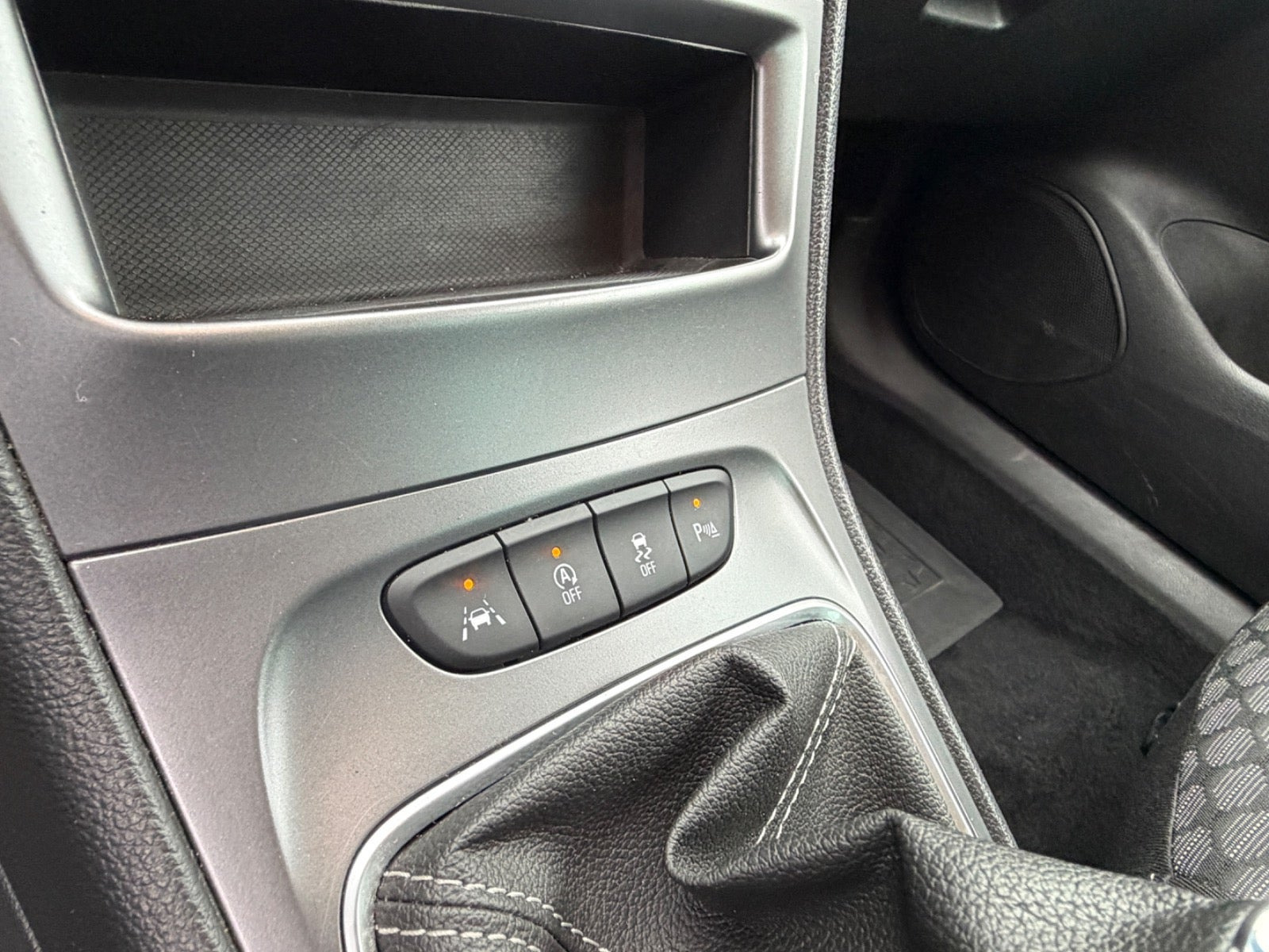 undefined Opel Astra fra 2019