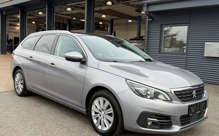 Peugeot 308 1,2 e-THP 130 Allure Sky