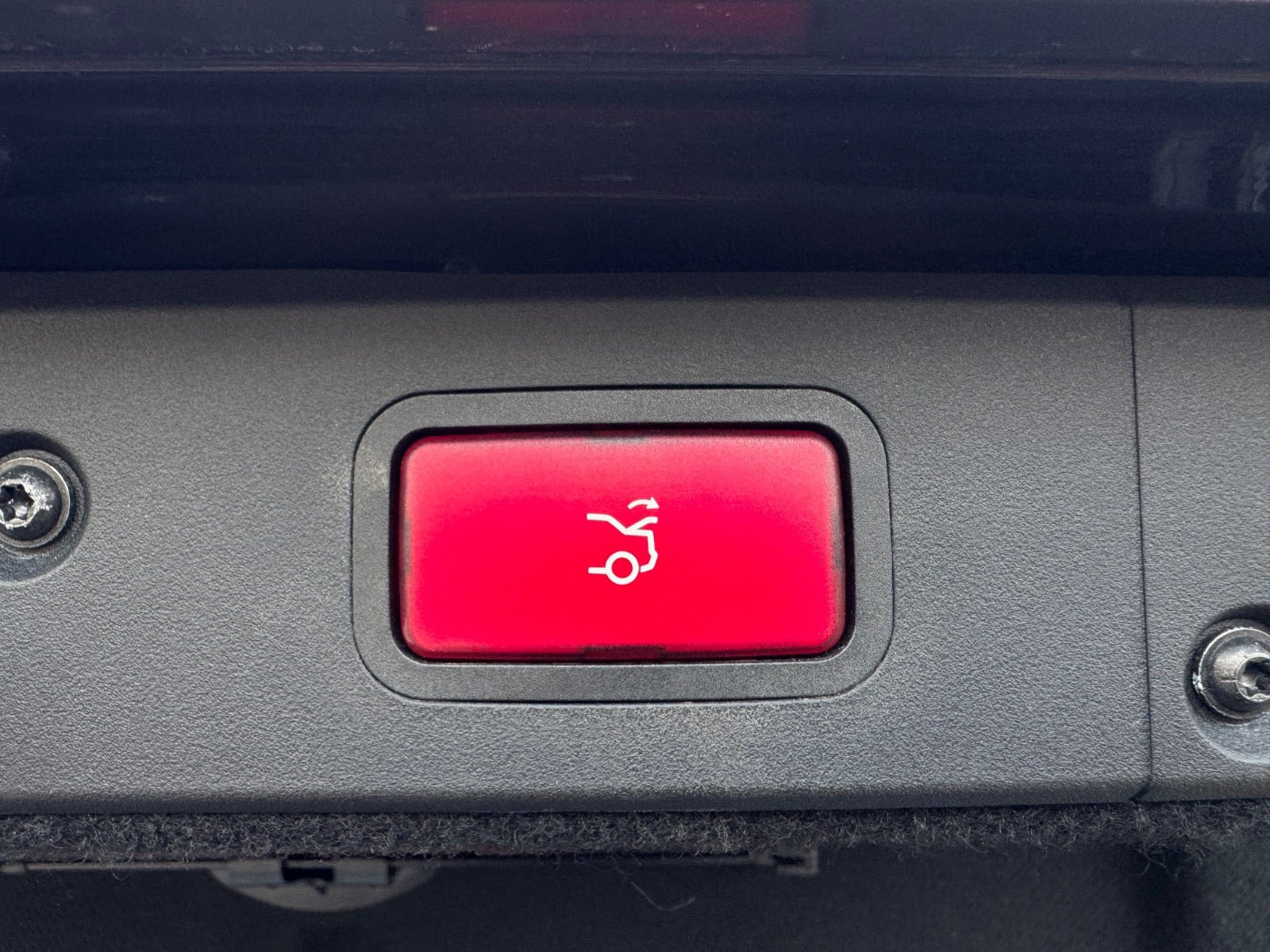 Sort Mercedes E320 fra 2008