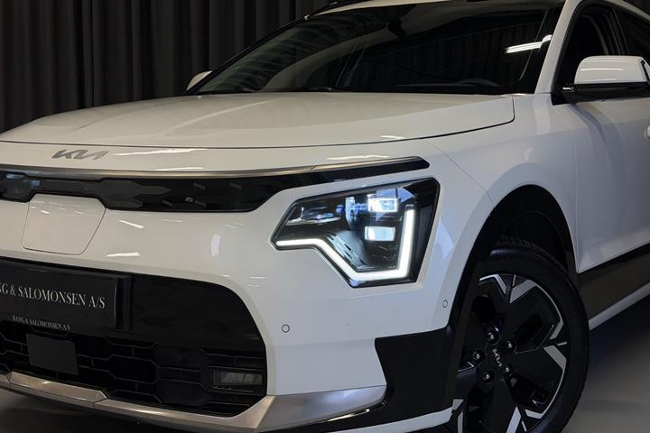 Hvid Kia Niro fra 2023