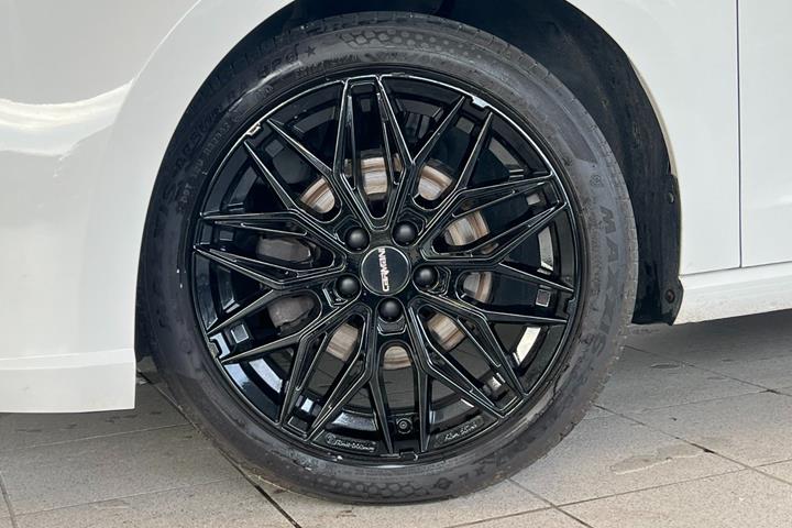 Hvid Seat Ibiza fra 2022