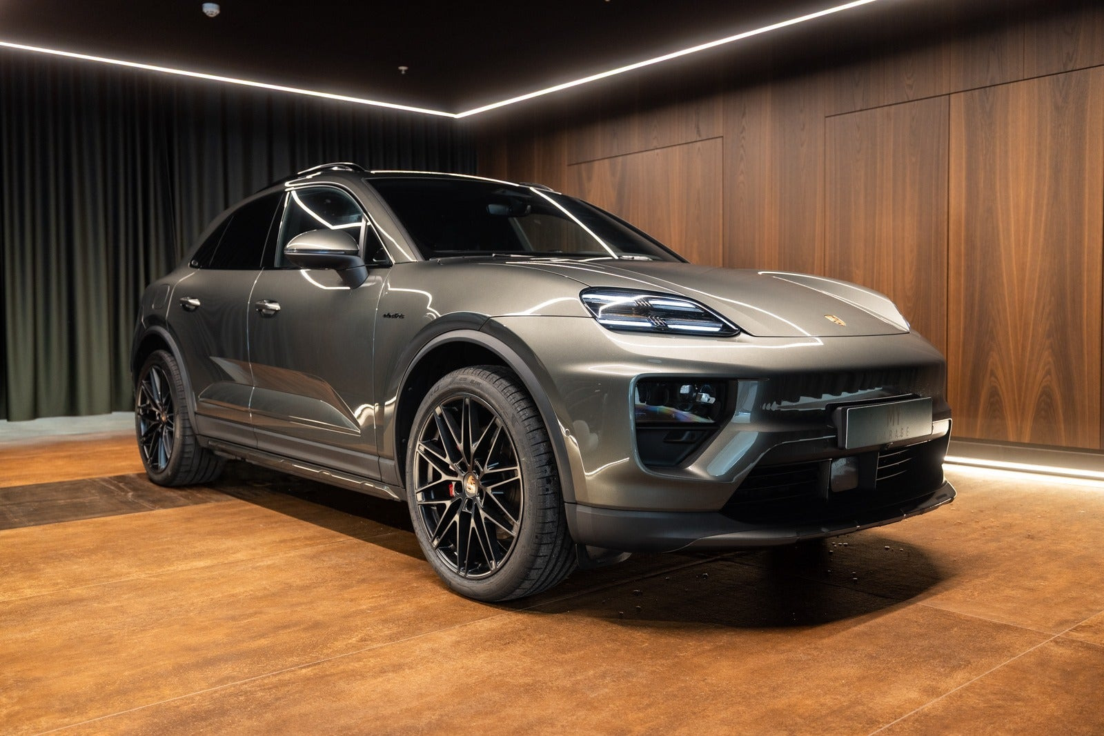 Grøn Porsche Macan 4S fra 2025