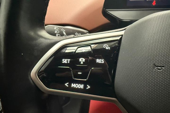 Hvid VW ID.5 fra 2023