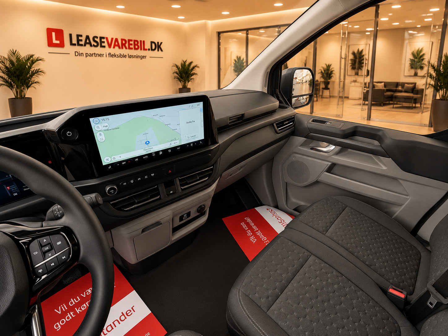 Blå Ford E-Transit Custom 320 L1 fra 2026