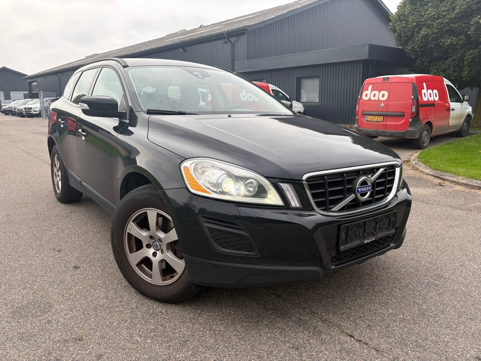 Volvo XC60 2,4 D5 215 Momentum aut. AWD Van
