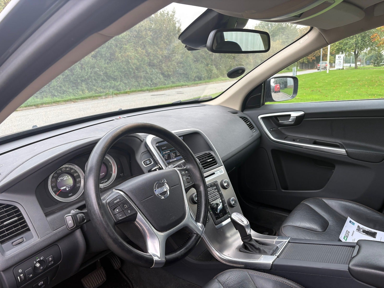 Sort Volvo XC60 fra 2014