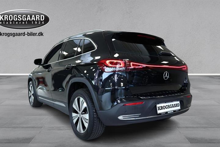 Sort Mercedes EQA250 fra 2021