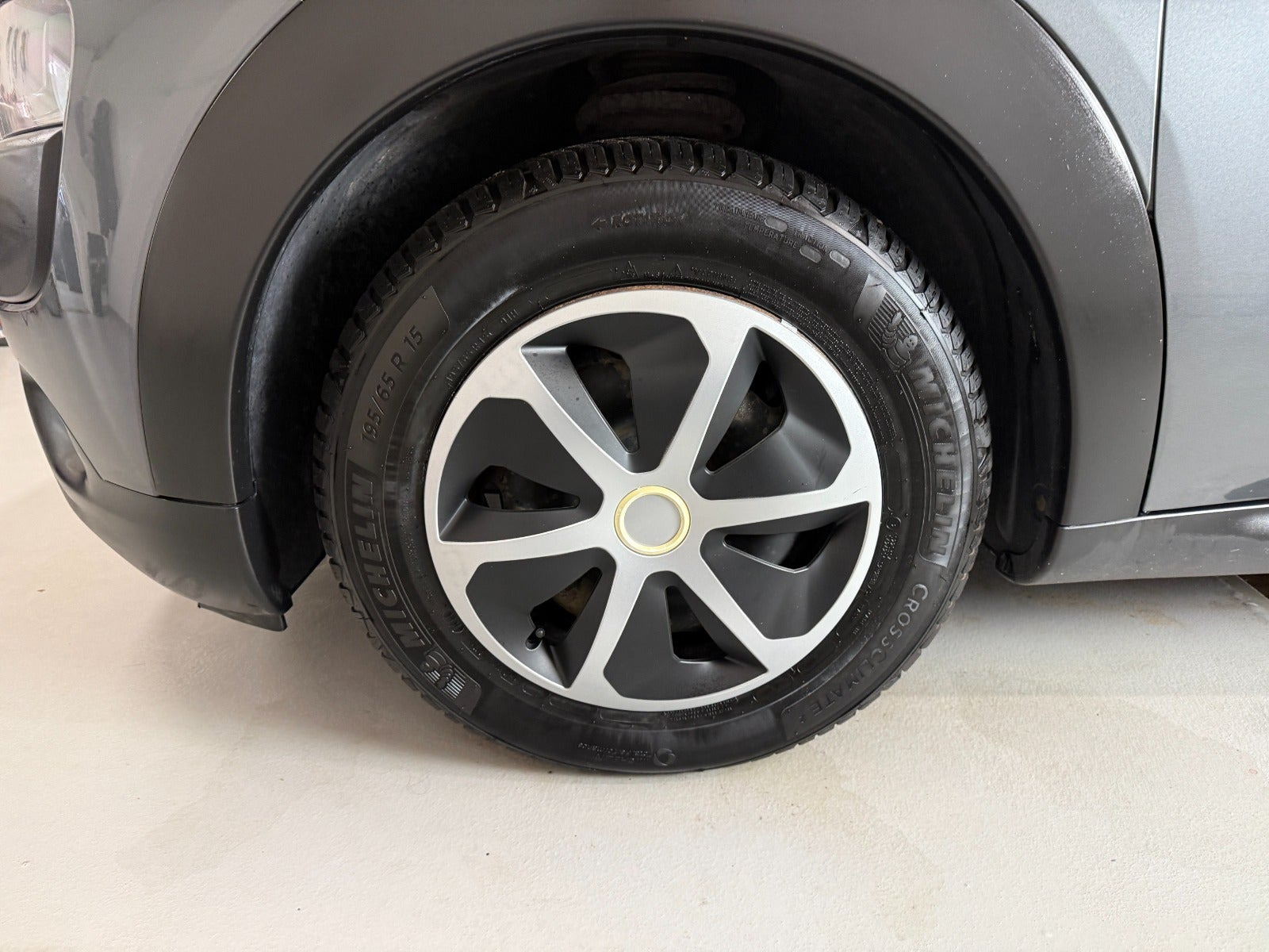 Grå Citroën C4 Cactus fra 2014