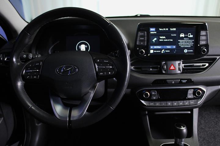 Sort Hyundai i30 fra 2021