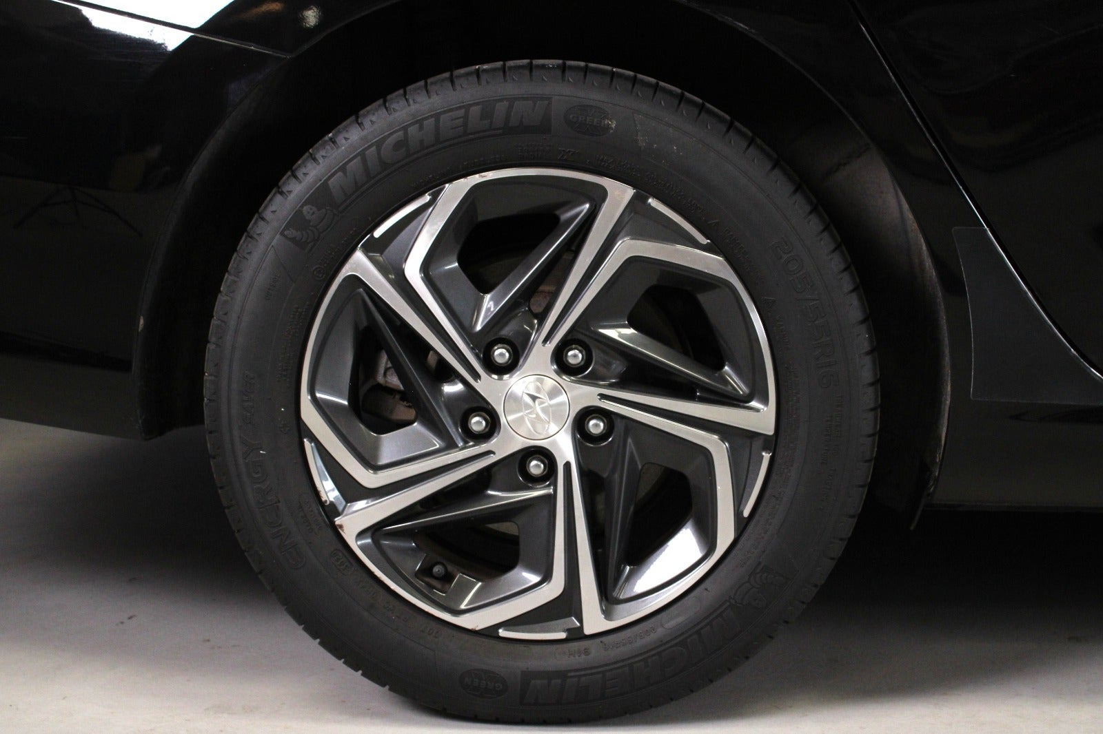 Sort Hyundai i30 fra 2021