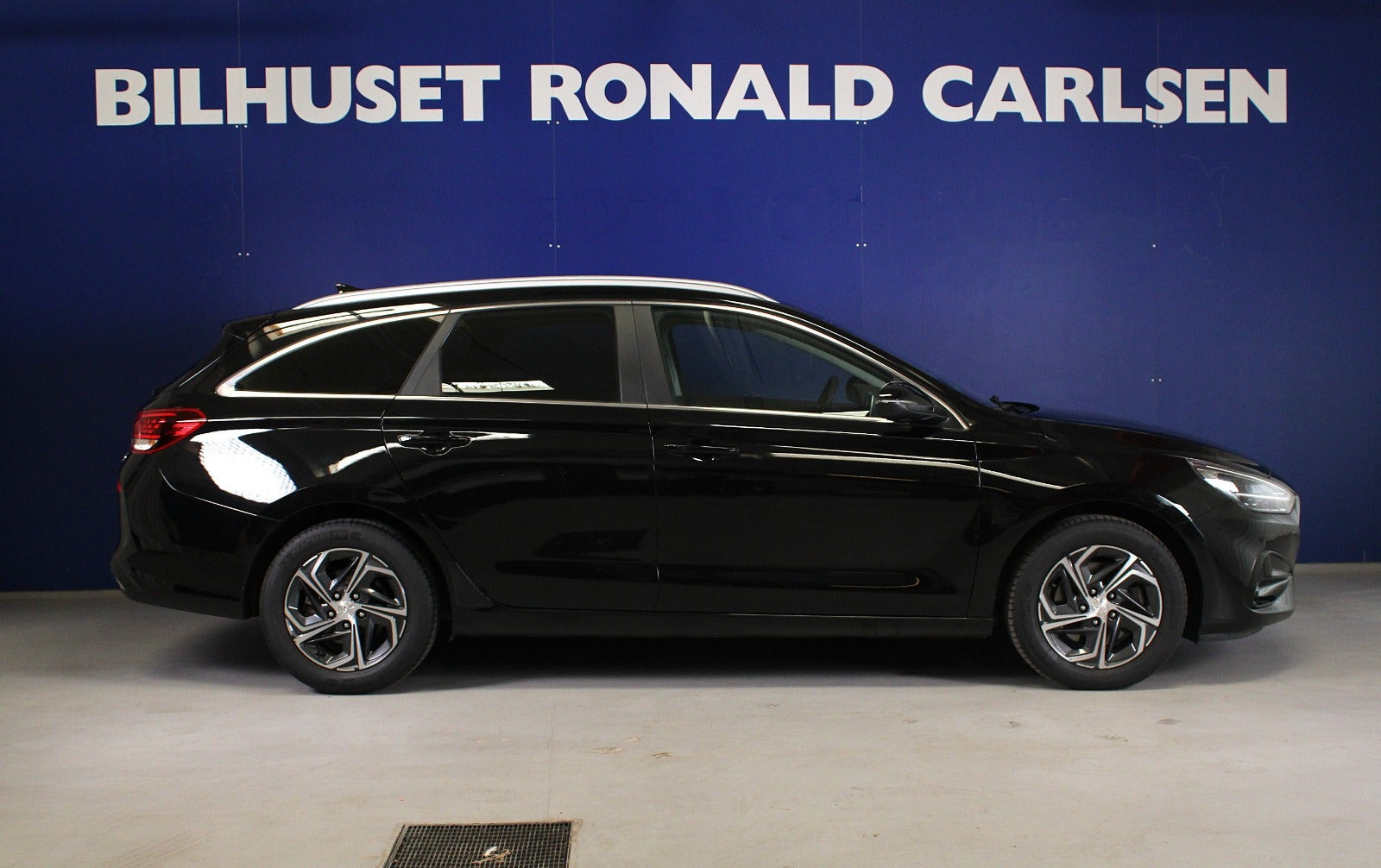 Sort Hyundai i30 fra 2021