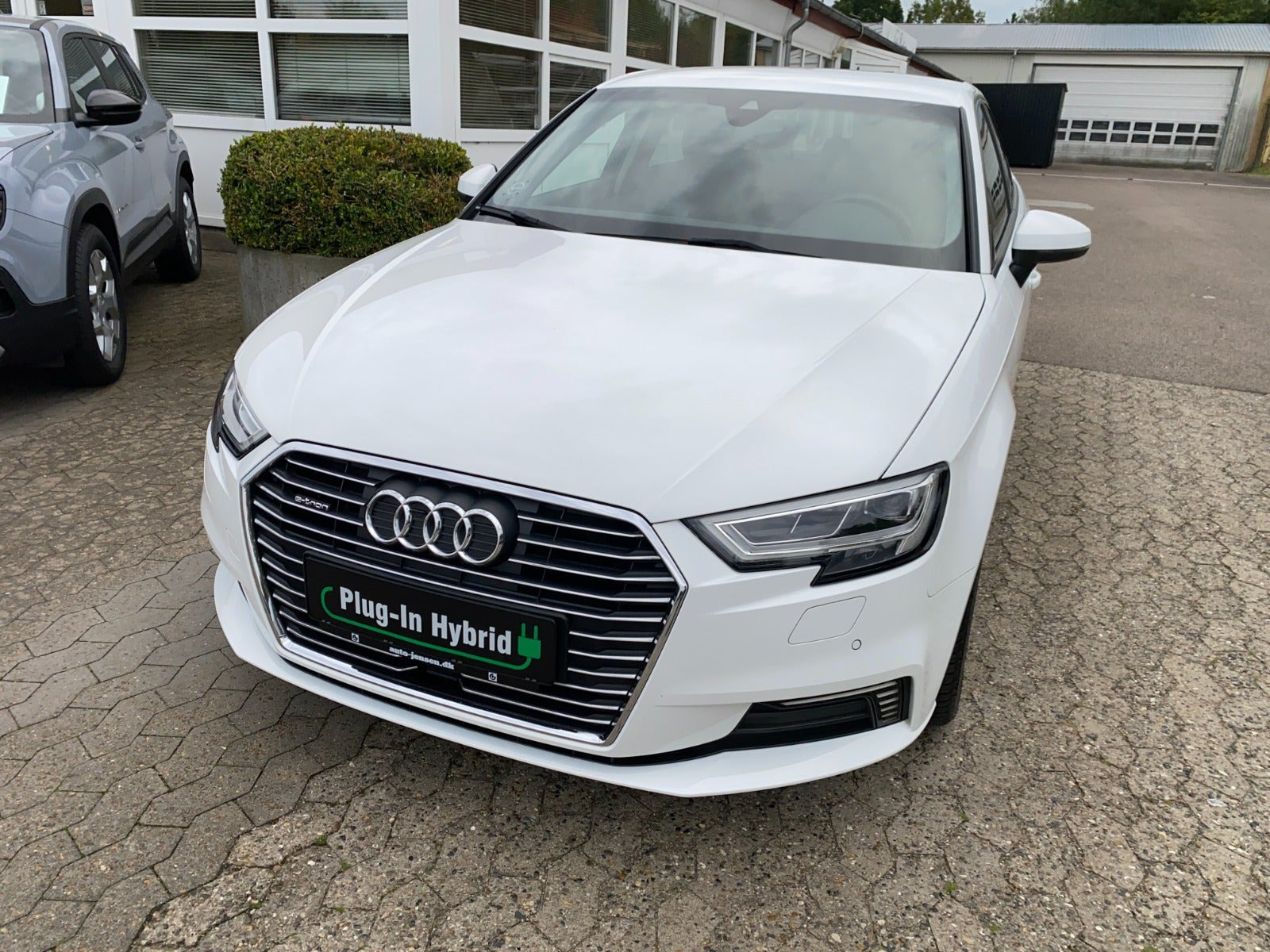 Hvid Audi A3 fra 2020