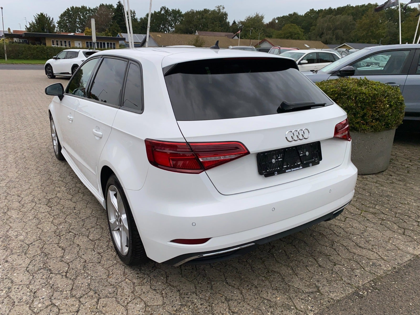 Hvid Audi A3 fra 2020