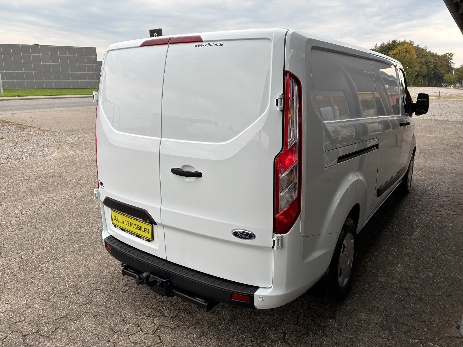 Hvid Ford Transit Custom 300 L2 fra 2021