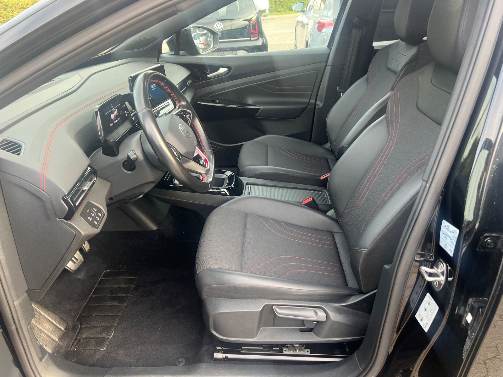 Sort VW ID.4 fra 2023