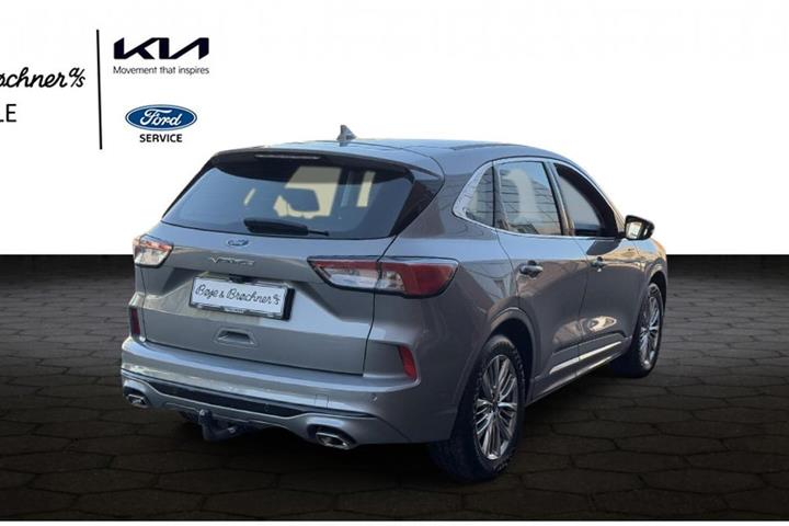 Sølv Ford Kuga fra 2020