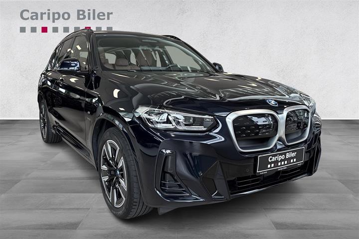 Sort BMW iX3 fra 2023