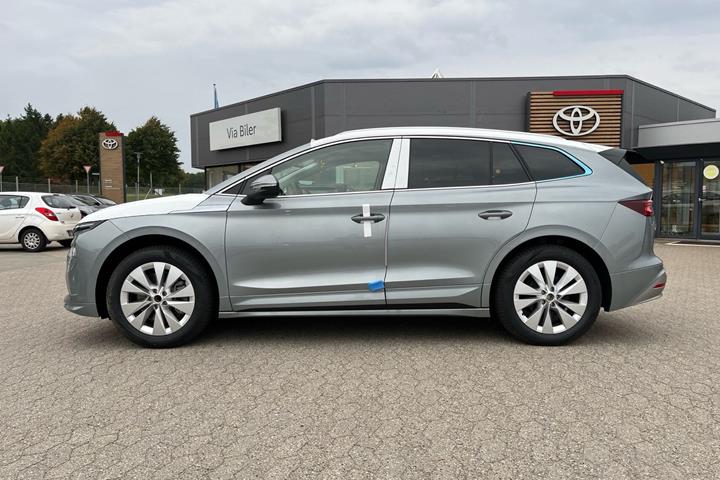 Sølv Skoda Enyaq fra 2026