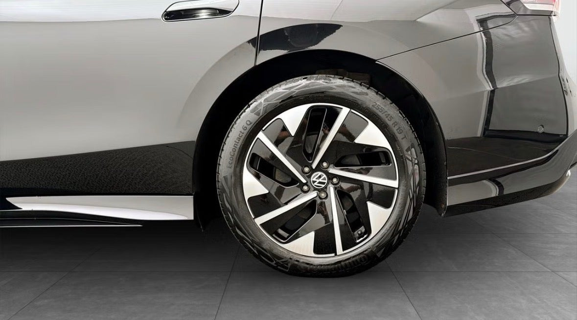 Sort VW ID.7 fra 2025