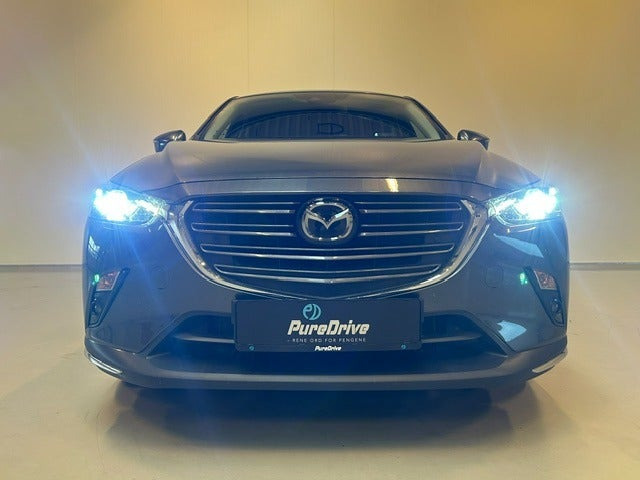 Grå Mazda CX-3 fra 2018
