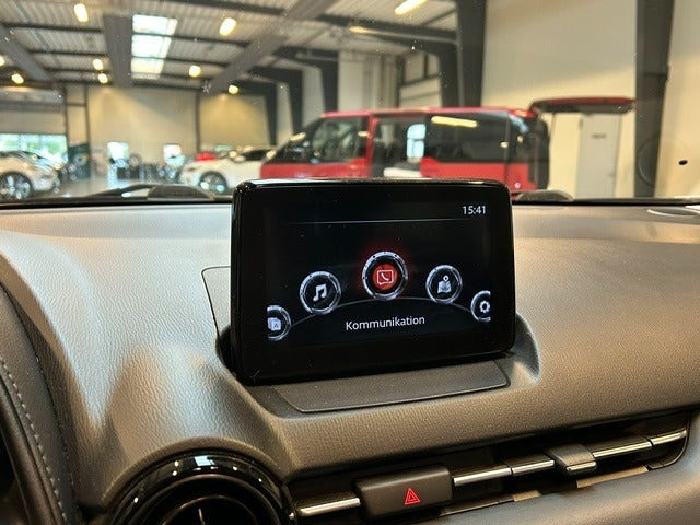 Grå Mazda CX-3 fra 2018