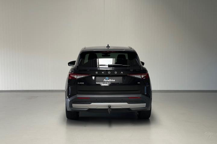 Sort Skoda Elroq fra 2026