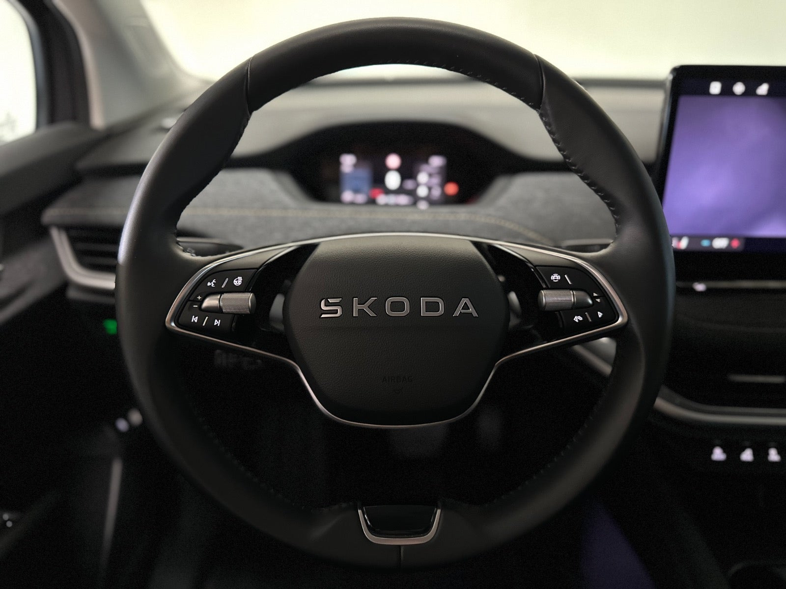 Sort Skoda Elroq fra 2026