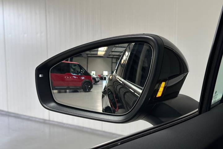 Sort Skoda Elroq fra 2026