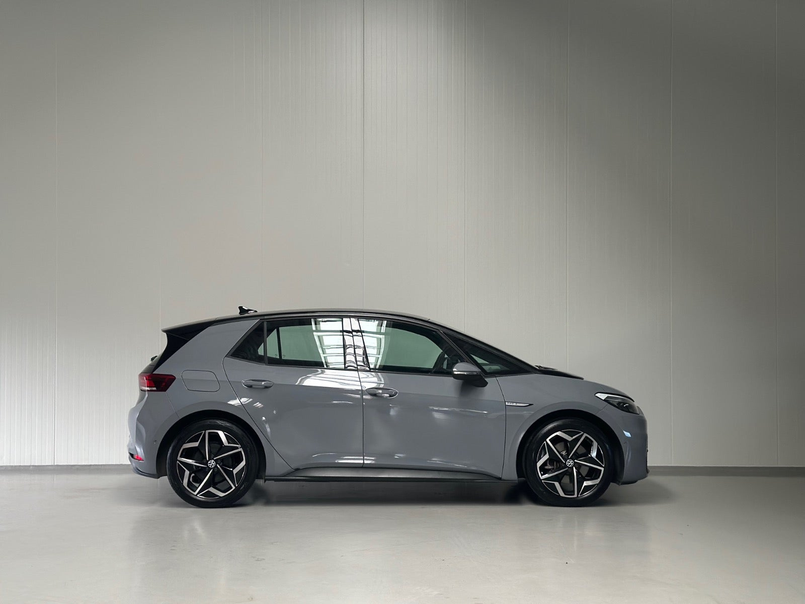 Grå VW ID.3 fra 2023