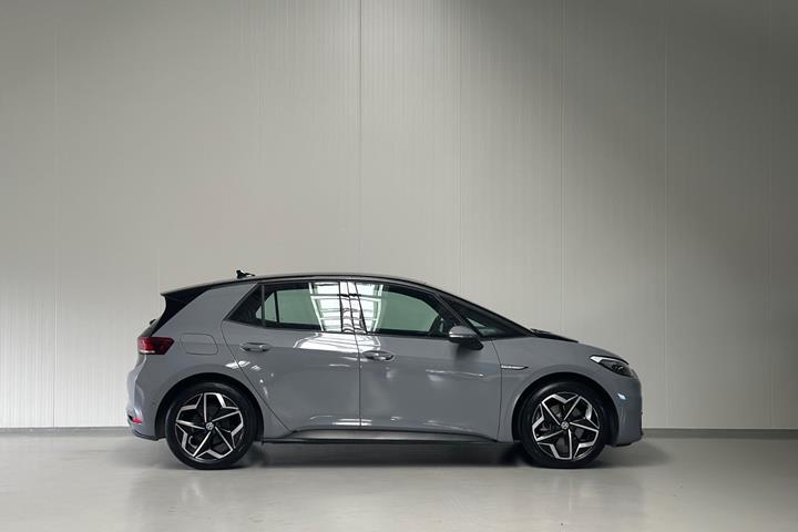 Grå VW ID.3 fra 2023