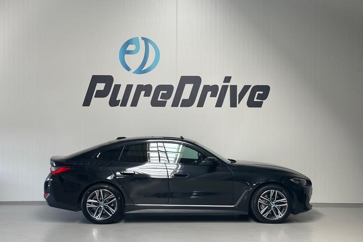 Sort BMW i4 fra 2022