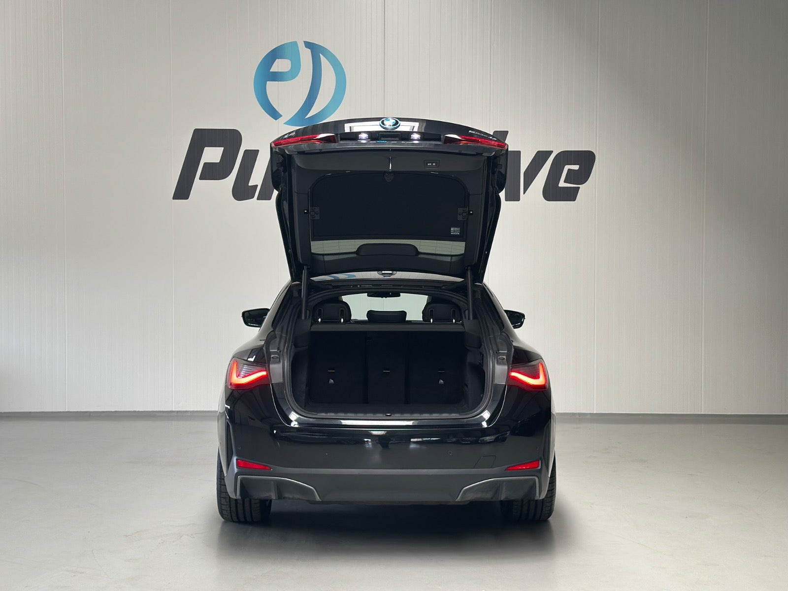 Sort BMW i4 fra 2022