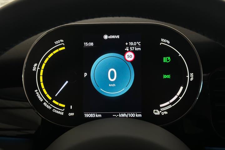 Blå Mini Cooper SE fra 2023