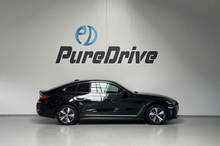 Sort BMW i4 fra 2022