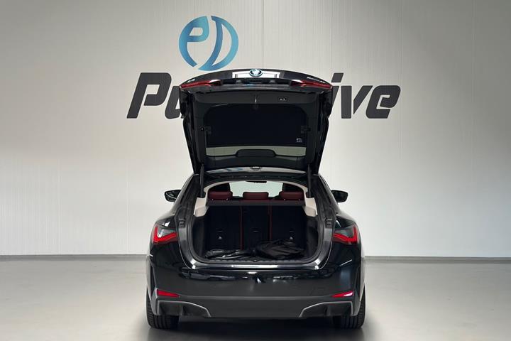 Sort BMW i4 fra 2022